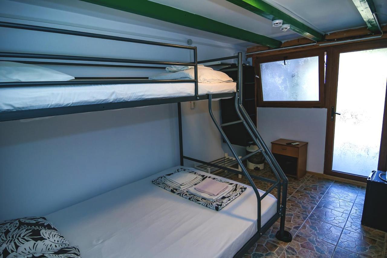 Hostel Bazart Vama Veche Exterior foto